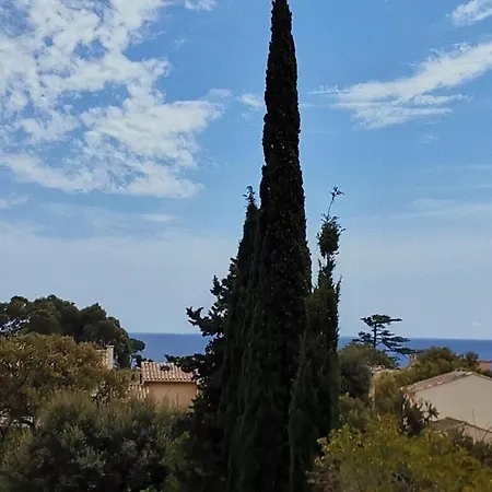 Deux Pieces Avec Vue Mer * Fréjus